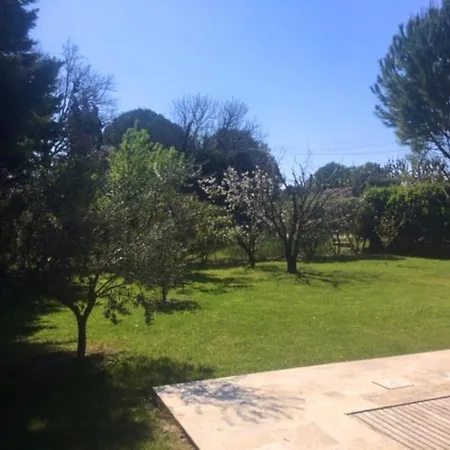 Provencal Farmhouse, Pool, Pool House, Countryside Plan D'orgon, Provence - 8 People * Cavaillon
